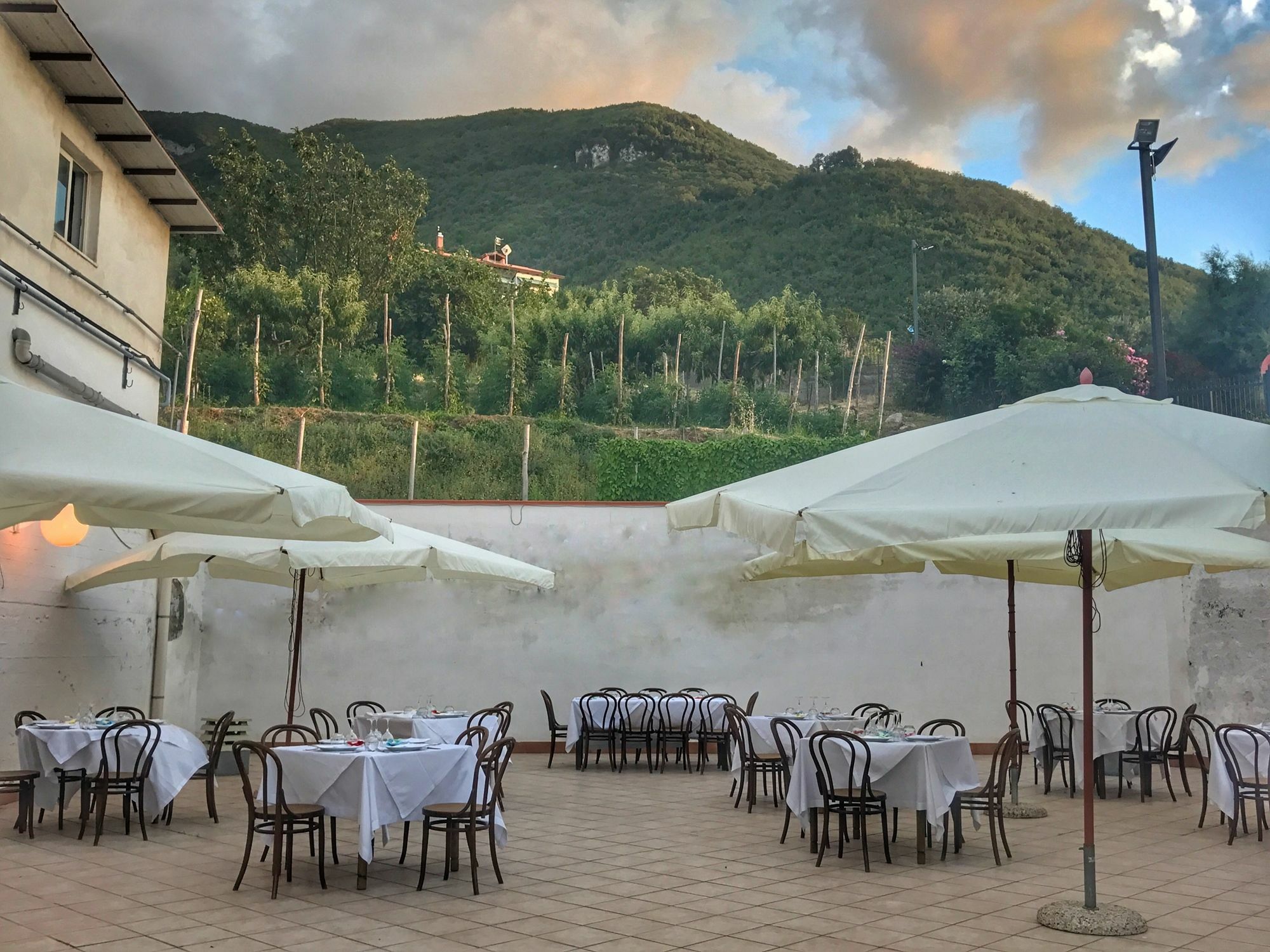 Hotel Elisabetta Castellammare di Stabia Exteriör bild